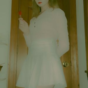 Meet your Posher, Ella